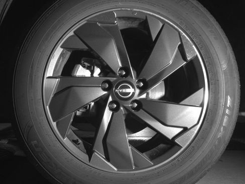 Used 2025 Nissan Rogue SV image 12