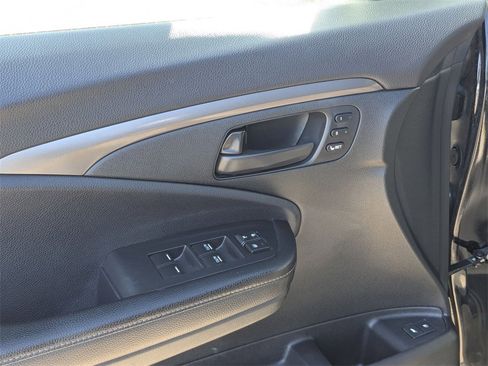 Used 2024 Honda Passport EX-L image 13