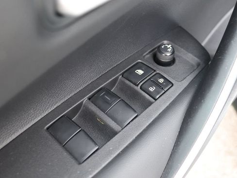 Used 2022 Toyota Corolla SE FWD image 9