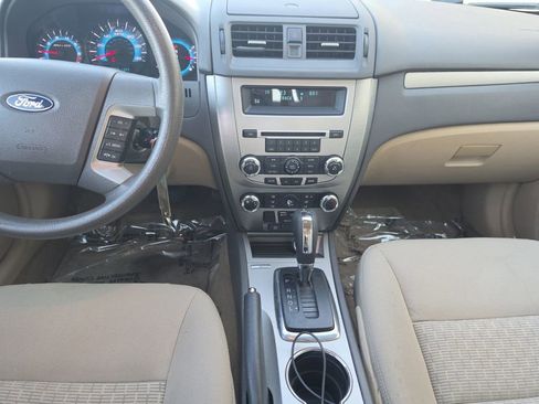 Used 2011 Ford Fusion SE w/ 202A Rapid Spec Order Code FWD image 11