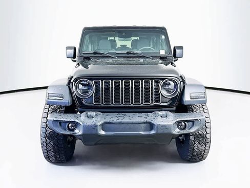 Used 2024 Jeep Wrangler Sport S image 6