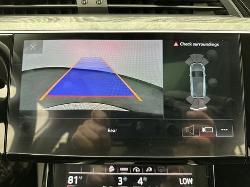 Certified 2024 Audi Q8 e-tron Premium image 17