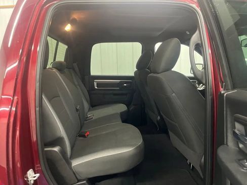 Used 2022 RAM 1500 Warlock AWD/4WD image 12