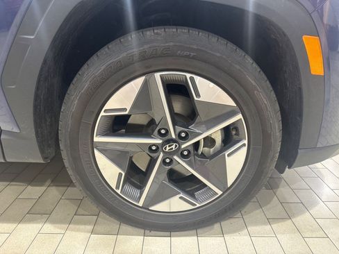 Used 2025 Hyundai Tucson SEL FWD image 3