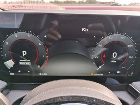 New 2026 Nissan Kicks SR image 12