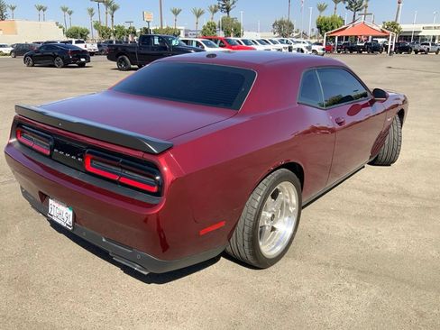 Used 2023 Dodge Challenger R/T RWD image 7