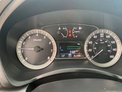 Used 2015 Nissan Sentra SV image 7