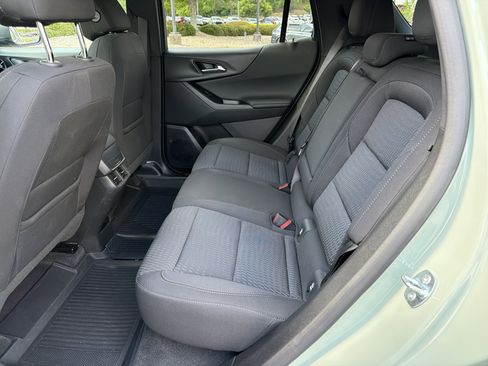 Used 2026 Chevrolet Equinox LT w/ LPO, Floor Liner Package FWD image 20