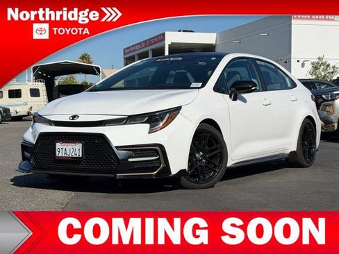Used 2022 Toyota Corolla SE w/ Carpet Mat Package (TMS) FWD image 2