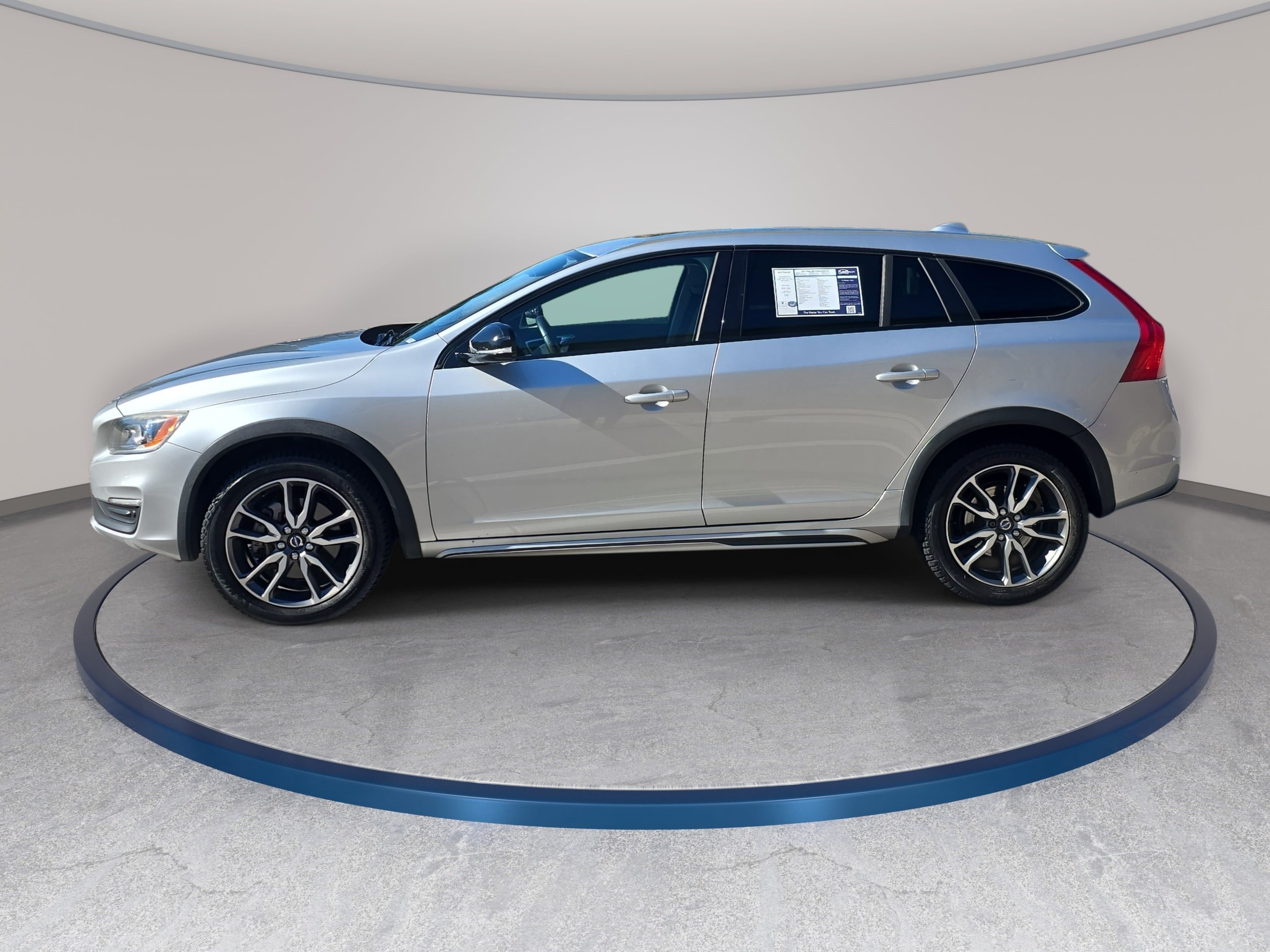Used 2015 Volvo V60 T5 Cross Country w/ Protection Package AWD/4WD image 8