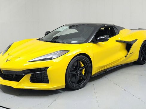 New 2025 Chevrolet Corvette E-Ray w/ Battery Protection Package AWD/4WD image 1