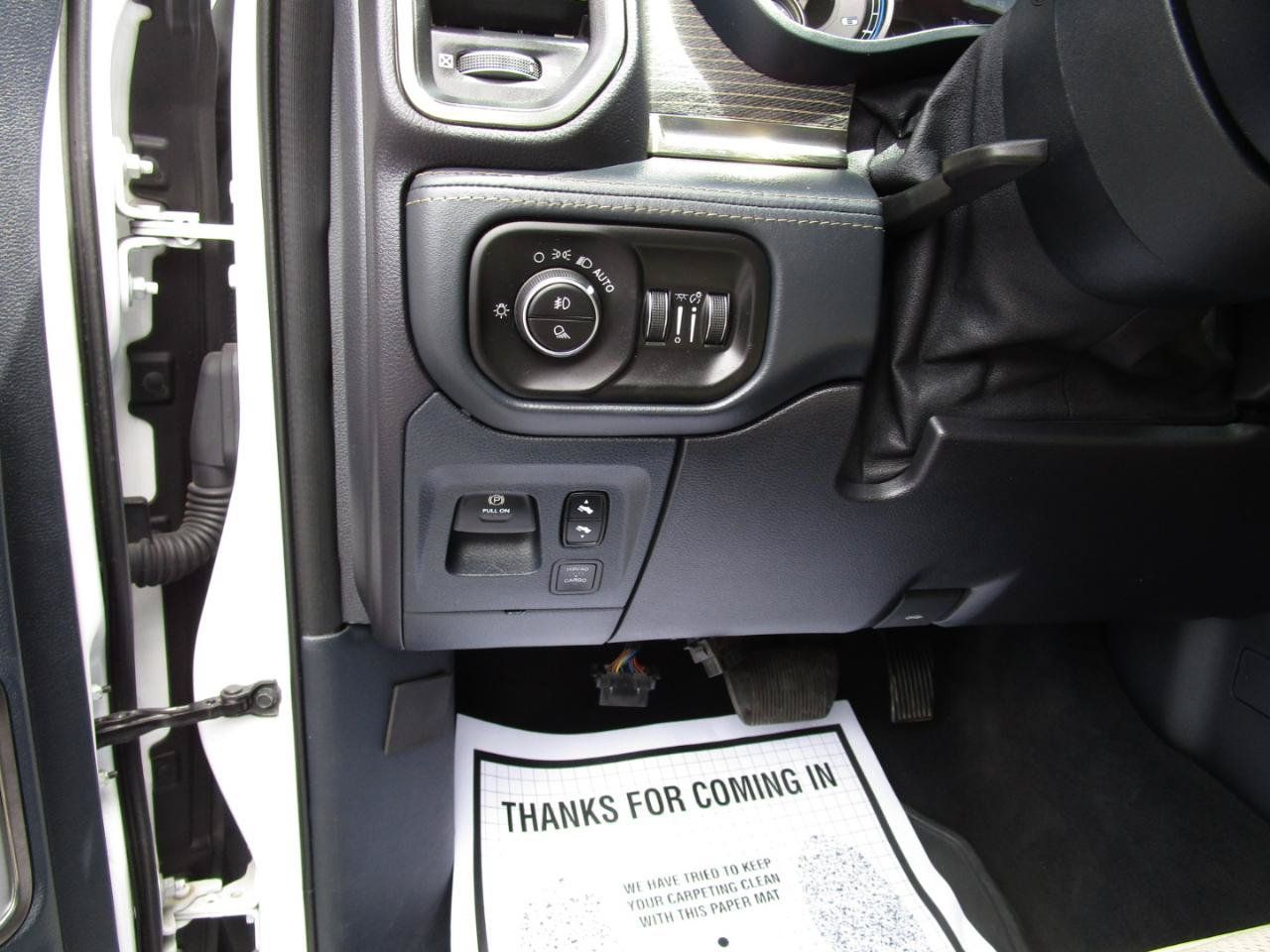 Used 2019 RAM 1500 Limited AWD/4WD image 19
