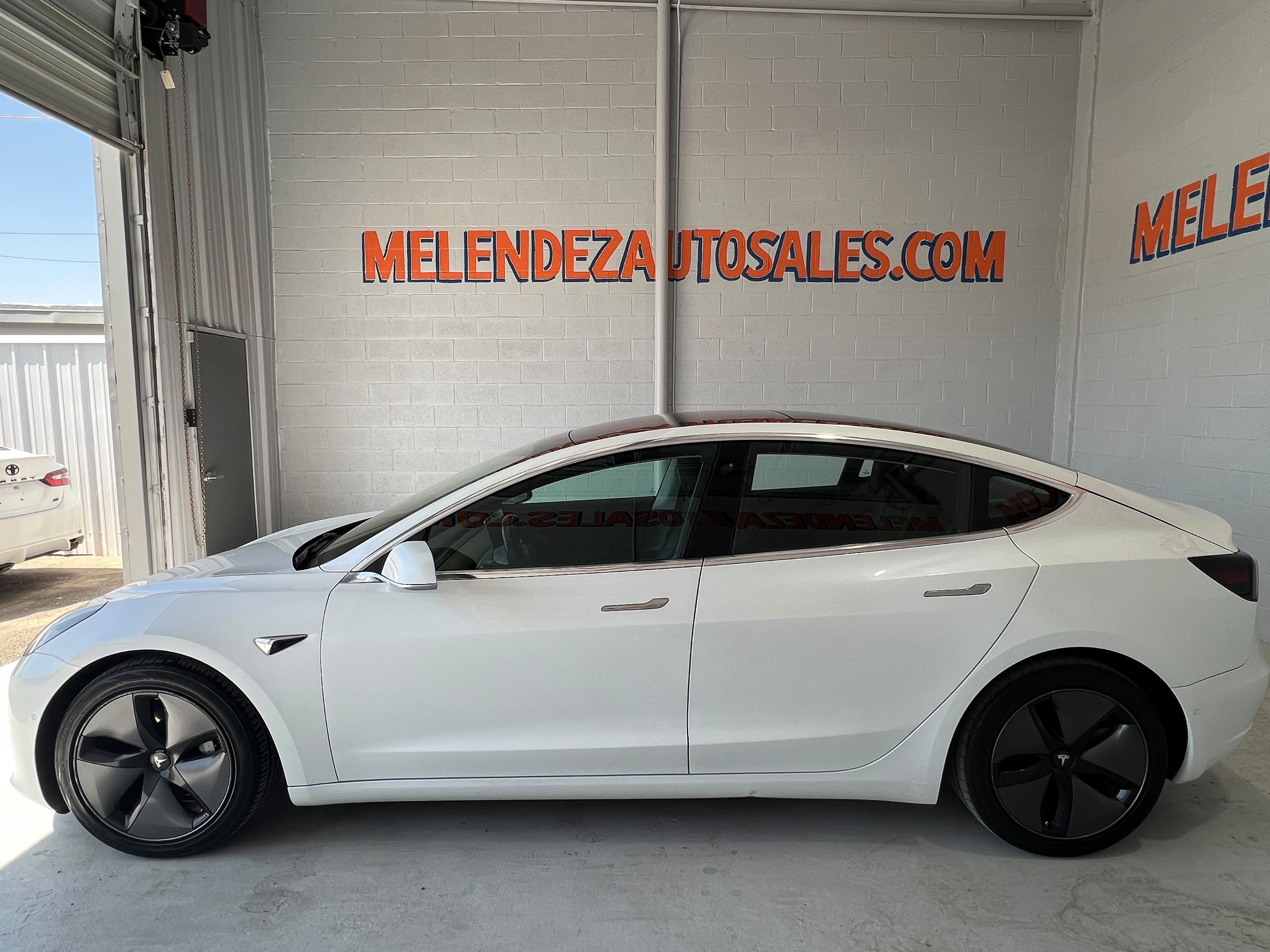 Used 2018 Tesla Model 3 Long Range AWD/4WD image 2