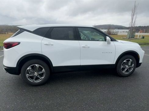 New 2025 Chevrolet Blazer LT w/ LPO, Floor Liner Package image 9