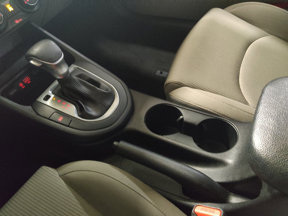 Used 2020 Kia Forte LXS FWD image 26