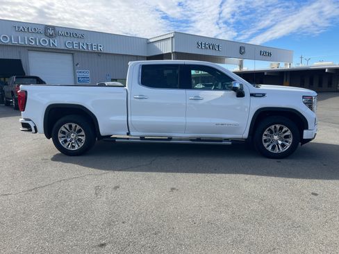 Used 2023 GMC Sierra 1500 Denali w/ Technology Package image 4