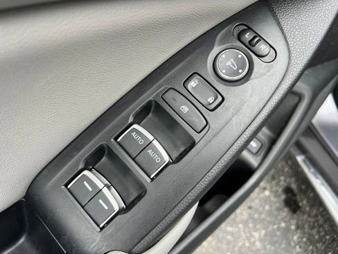 Used 2019 Honda Accord Touring image 29