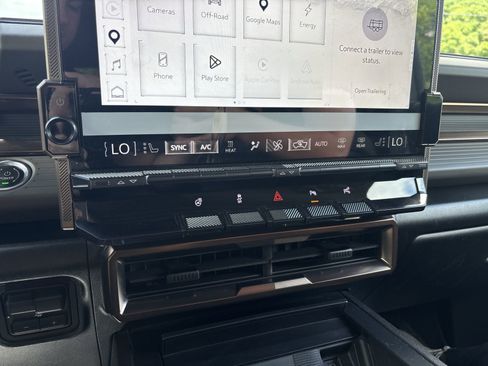 Used 2025 GMC Hummer EV 2X AWD/4WD image 21