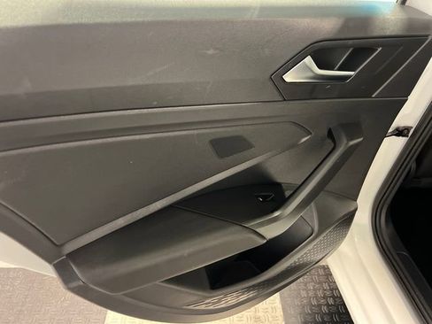 Used 2019 Volkswagen Jetta S FWD image 17