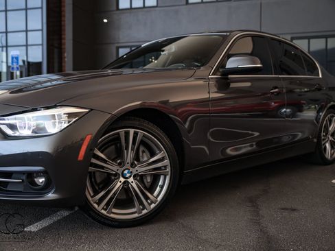 Used 2017 BMW 340i xDrive Sedan AWD/4WD image 5
