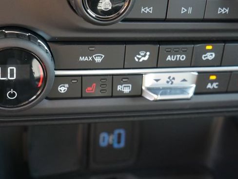 Used 2024 Ford Bronco Badlands AWD/4WD image 5