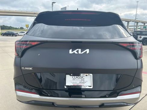 Used 2026 Kia Sportage SX FWD image 8