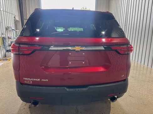 Used 2023 Chevrolet Traverse LT image 6