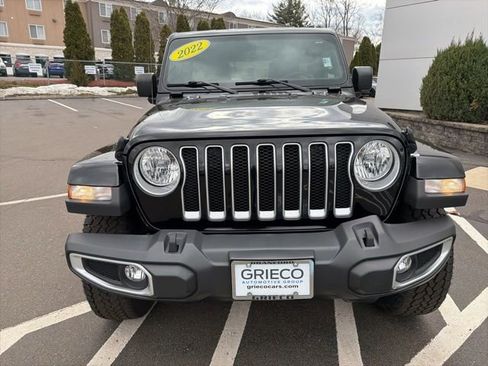 Used 2022 Jeep Wrangler Unlimited Sahara image 3