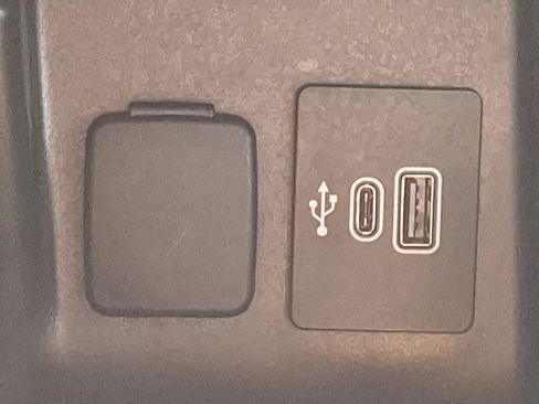 Used 2025 Ford Explorer ST image 22