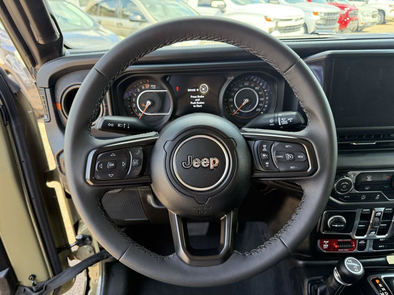Used 2026 Jeep Gladiator Mojave AWD/4WD image 14