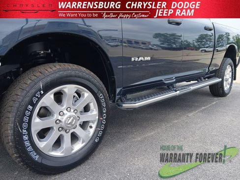 New 2026 RAM 2500 Big Horn AWD/4WD image 34