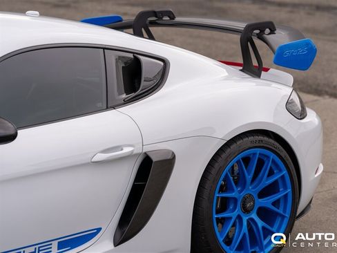 Used 2023 Porsche 718 Cayman GT4 RS RWD image 7