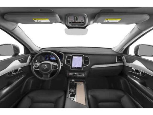 Used 2023 Volvo XC90 B5 Plus w/ Protection Package Premier AWD/4WD image 5