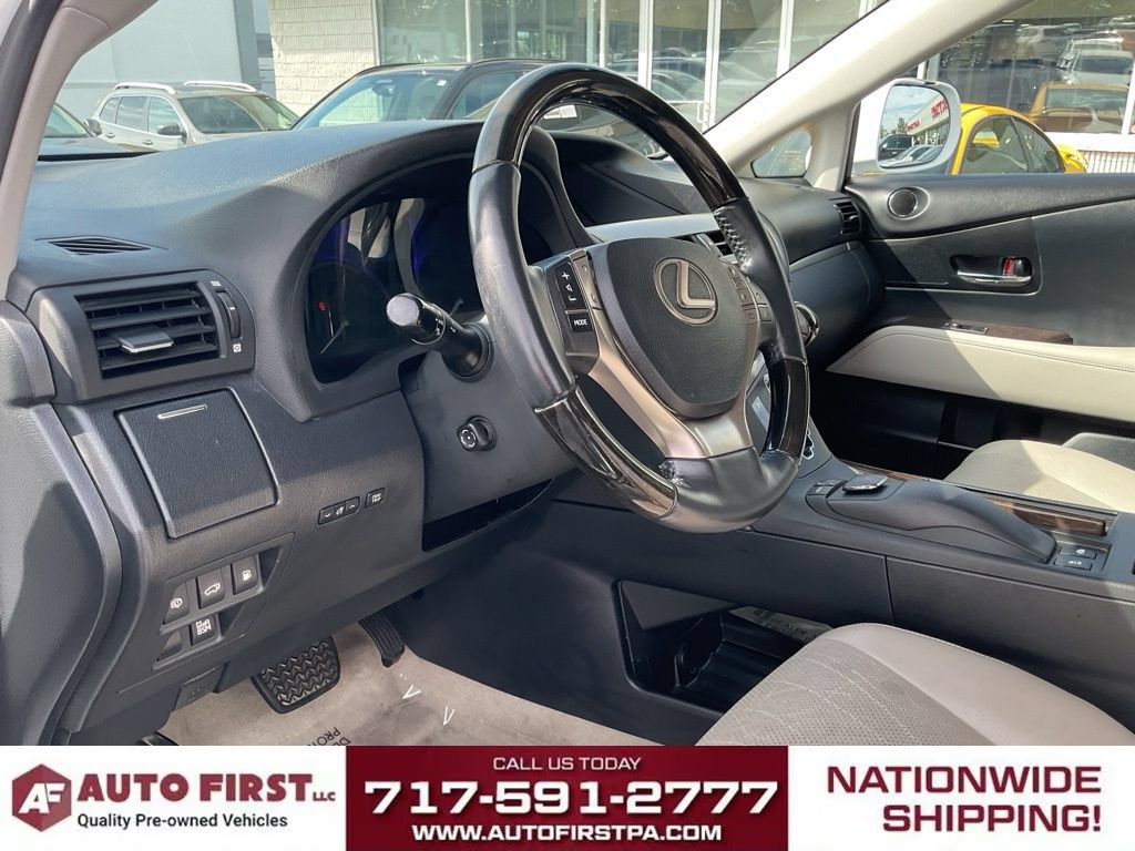Used 2013 Lexus RX 450h AWD image 4