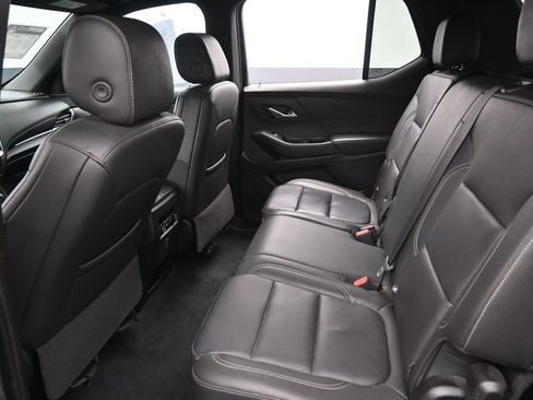 Used 2023 Chevrolet Traverse LT AWD/4WD image 29