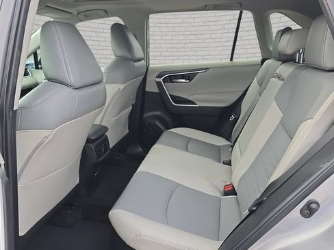 Used 2023 Toyota RAV4 XLE Premium AWD/4WD image 15