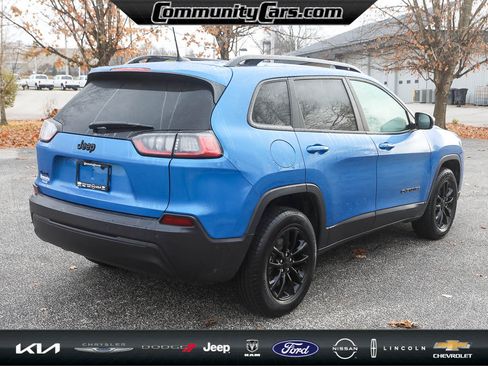 Used 2023 Jeep Cherokee Altitude Lux image 7