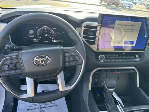 New 2026 Toyota Tundra Limited AWD/4WD image 17