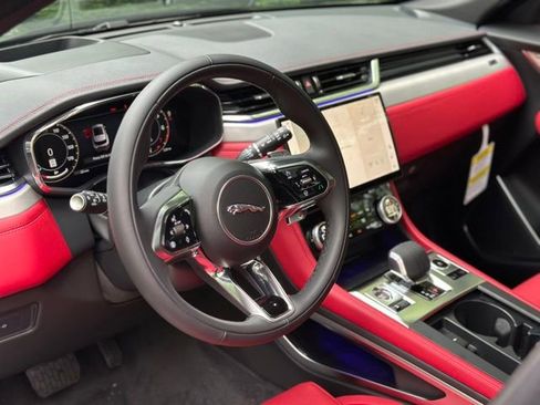 New 2026 Jaguar F-PACE R-Dynamic S image 12