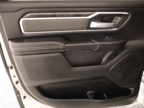 Used 2022 RAM 1500 Big Horn AWD/4WD image 16