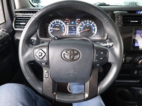 Used 2019 Toyota 4Runner TRD Off-Road Premium AWD/4WD image 26