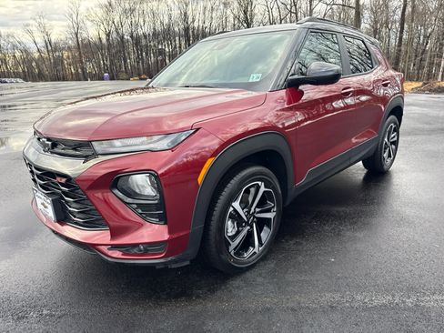 Used 2023 Chevrolet TrailBlazer RS w/ Convenience Package image 3