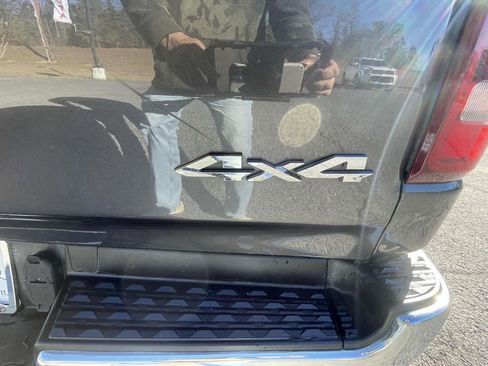 Used 2024 RAM 1500 Limited image 13