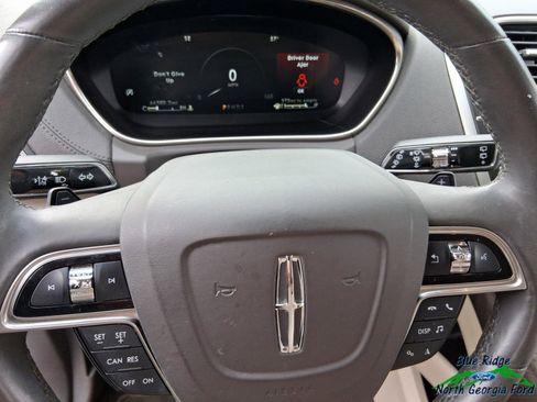 Used 2019 Lincoln Nautilus Select FWD image 18