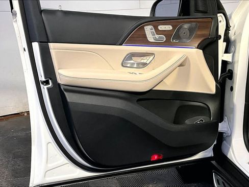 New 2026 Mercedes-Benz GLE 450 4MATIC image 11