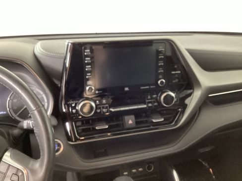 Used 2020 Toyota Highlander Limited AWD/4WD image 15