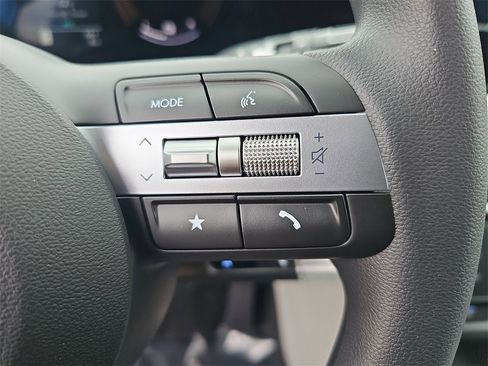 New 2026 Hyundai Tucson SEL image 18