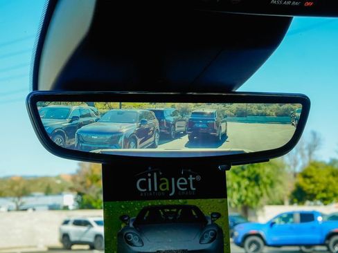 New 2025 GMC Sierra 2500 AT4 w/ AT4 Premium Plus Package image 24