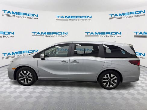 Used 2025 Honda Odyssey EX-L image 2