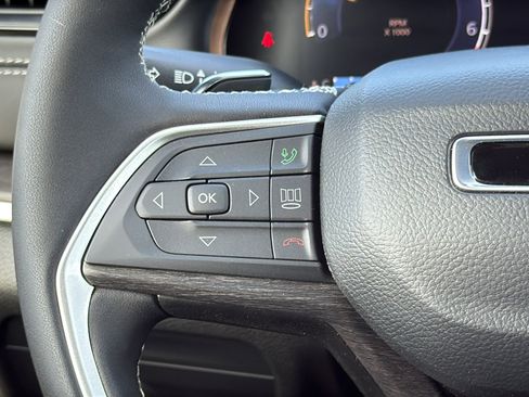 New 2026 Jeep Grand Cherokee Altitude RWD image 20